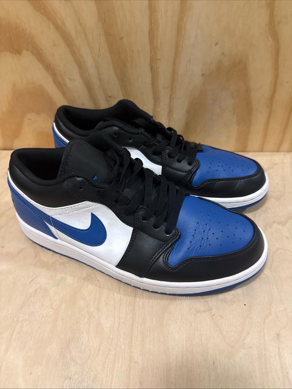 Nike Air Jordan 1 Low Alternate Royal Toe Black White 553558-140 Men’s Size 9